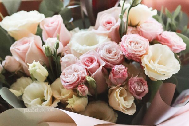 З Днем народження жінці квіти