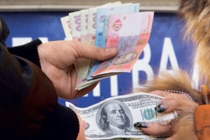 курс долара на чорному ринку