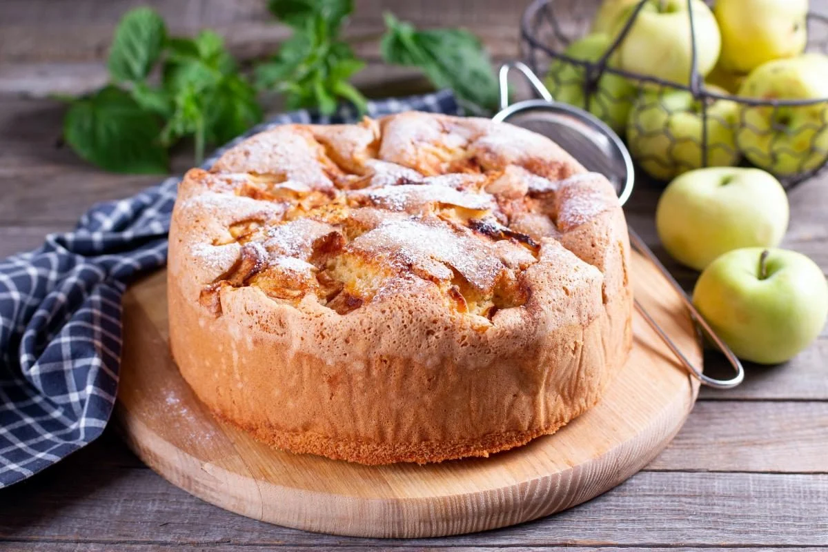 шарлотка з яблуками