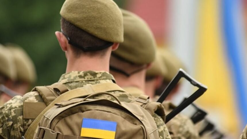продовження військового стану